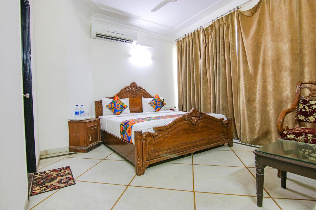 Fabhotel Singh Suite Gurgaon Exterior photo